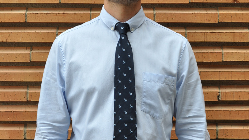 slips med Marinblå bas och små ljusblå elefanter
